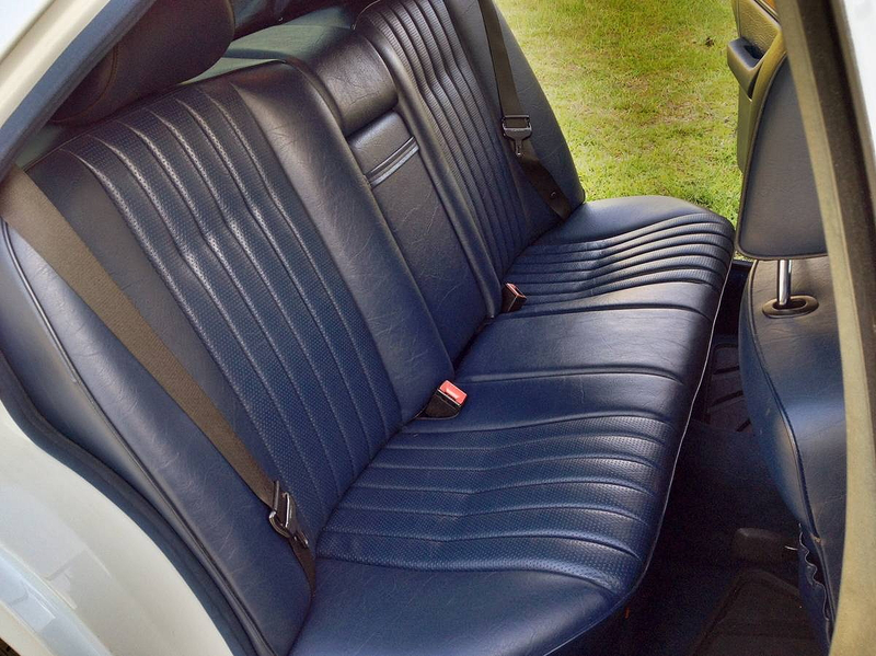 Illustration for article titled At $4,500, Could This High-Mileage 1992 Mercedes 300D Still Be A Highly Sought After Deal?